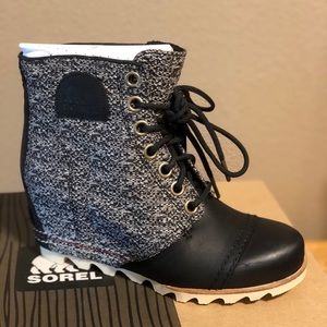 Sorel Black Wedge Boots